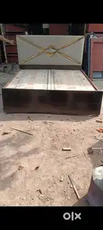 New brand wooden bed with box 6*6
