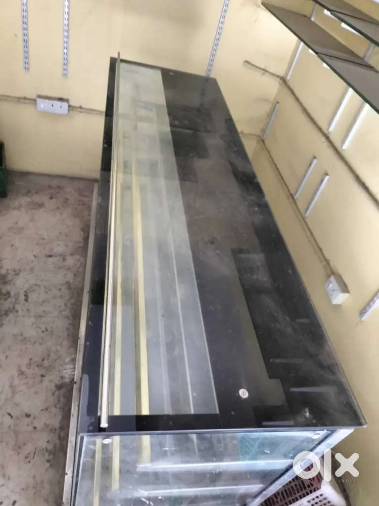 Bakery Stall And Puff Heater