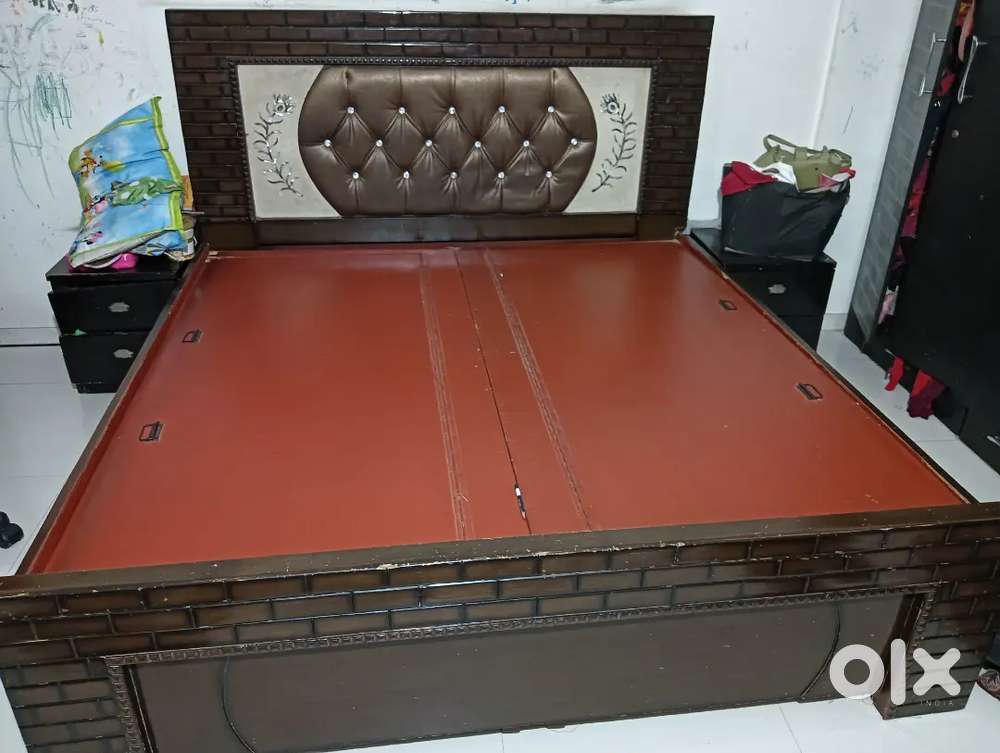 Double bed box to sale