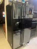 Samsung Fridge 9 years old in excellent condition