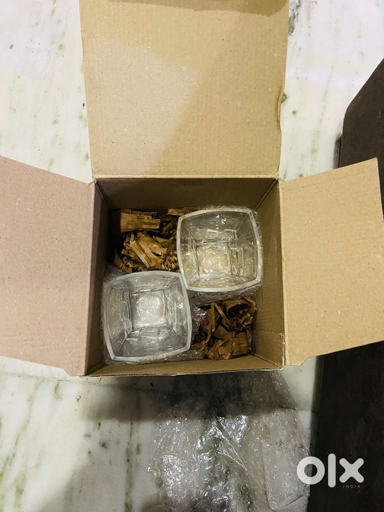 Set of 6 premium Ocean glass tumblers in perfect condition.