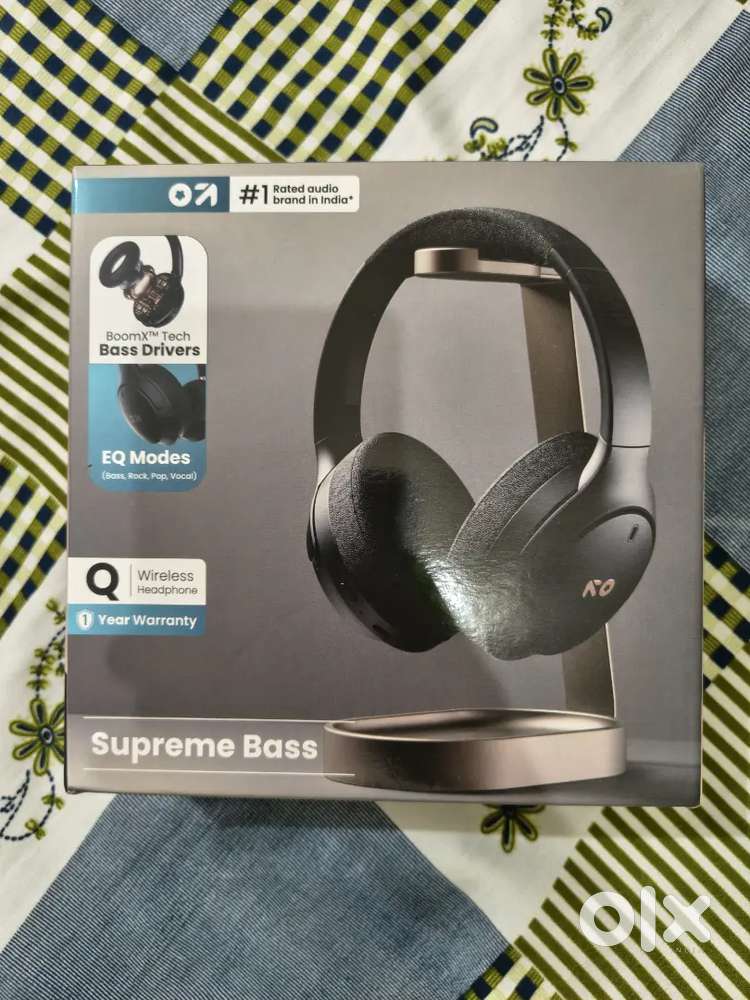 New Seal pack Boult Q headphone in 999/- only