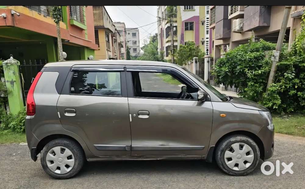 Driver come sales man and packing