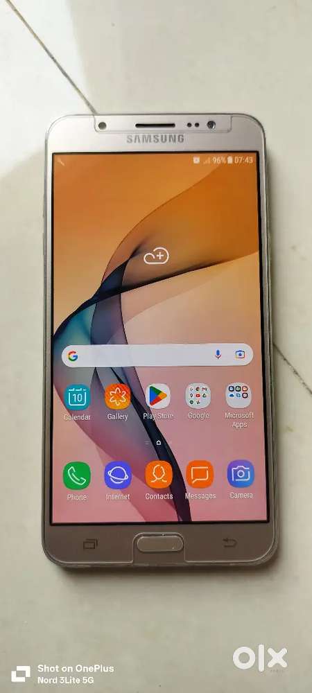 Samsung Galaxy ON 8 4G  Good Conditon
