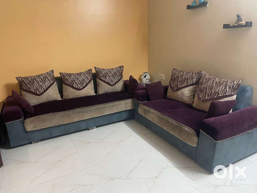 3 and 2 seater sofa set for sell in good quality