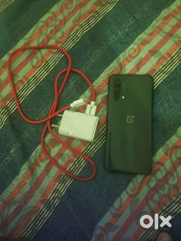 One plus node ce 5G Desplay change Ram 8.128 Phone me koi khrbai nhi