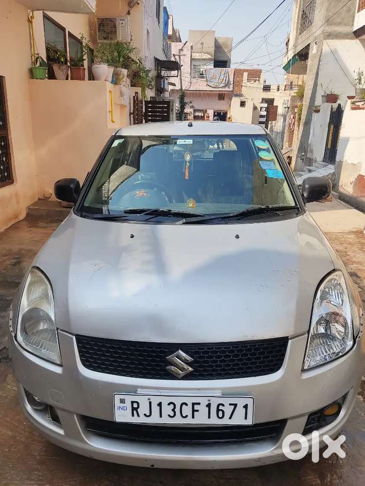 Maruti Suzuki Swift 2009 Petrol 62000 Km Driven with CNG Kit
