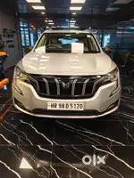 Mahindra XUV700 2.0 AX 5 Petrol MT Str, 2022, Petrol