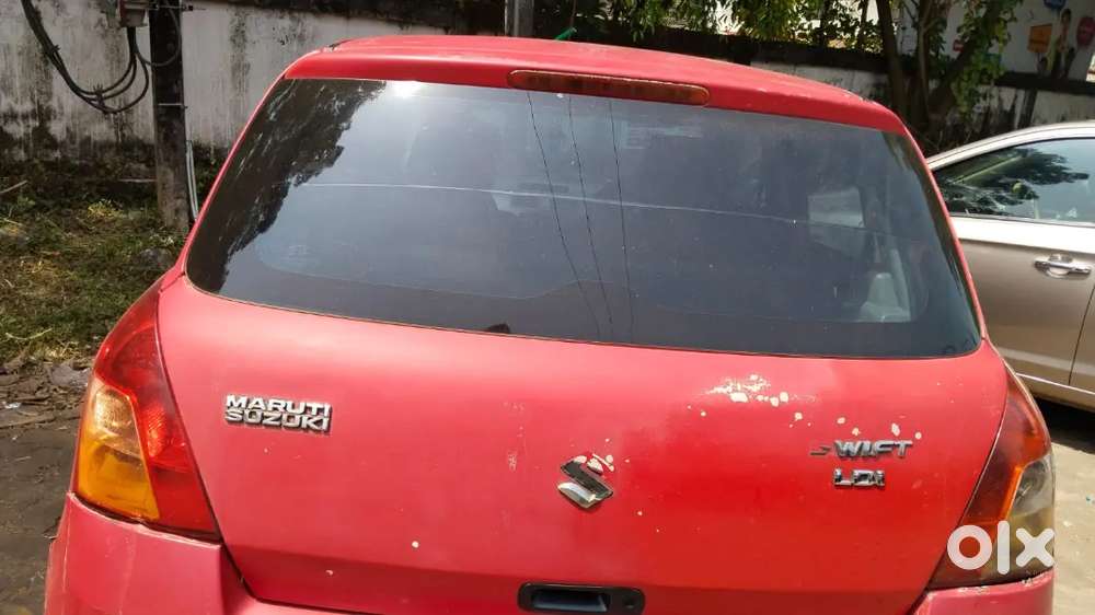 Maruti Suzuki Swift 2010 Diesel 100000 Km Driven