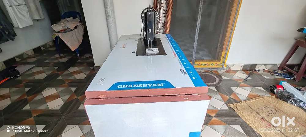 Urgent Sale Merritt sewing tailoring machine  excellent condition