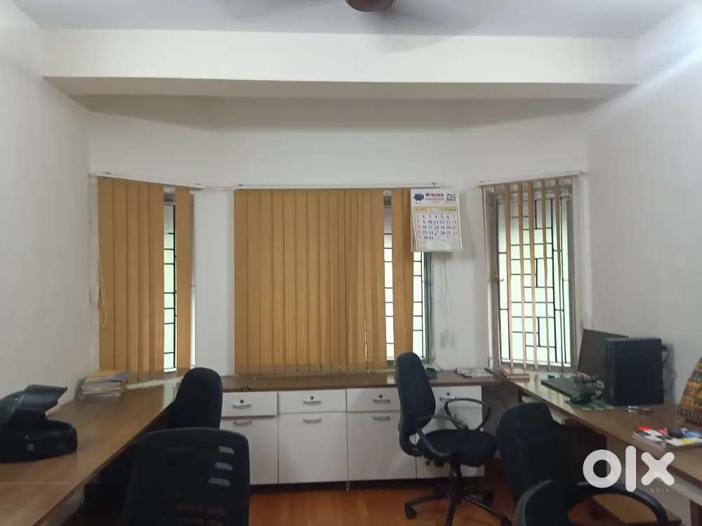 1300 sq ft furnished office for rent in Nungambakkam.