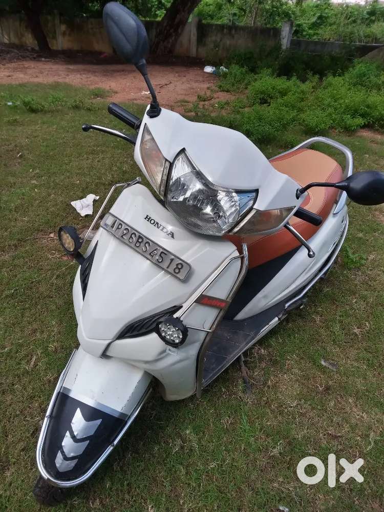 Exlent condition scooty Activa