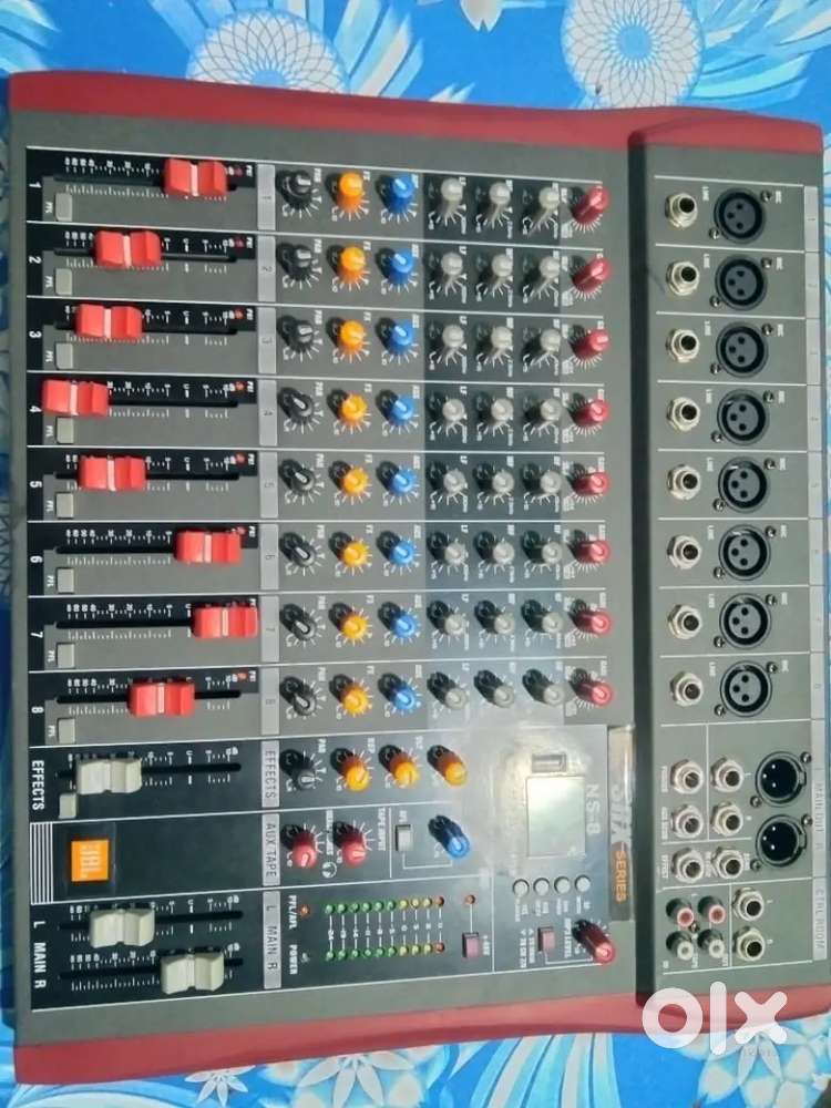 JBL MIXER 8 CHANNEL