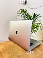 Apple MacBook Pro less Used