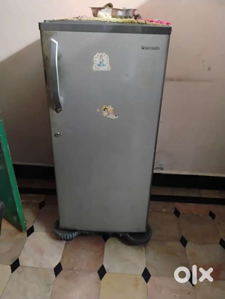 Panasonic refrigerator 180 liters good condition,