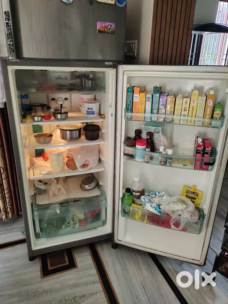 Double door whirlpool fridge