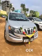 Mahindra XUV500 2014
