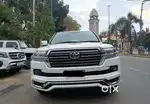 Toyota Land Cruiser 2013 Diesel 200000 Km Driven