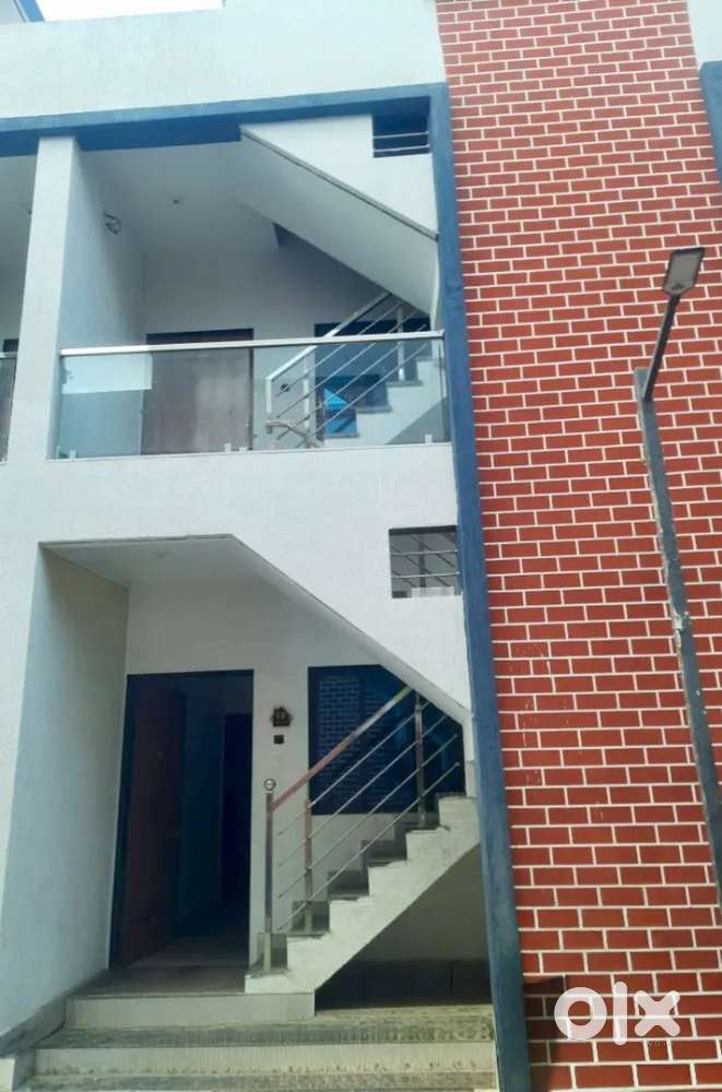 2BHK GALA DINDOLI PRIME LOCATION ALL INCLUDE DASTAVEJ,MITERDEVELOPING