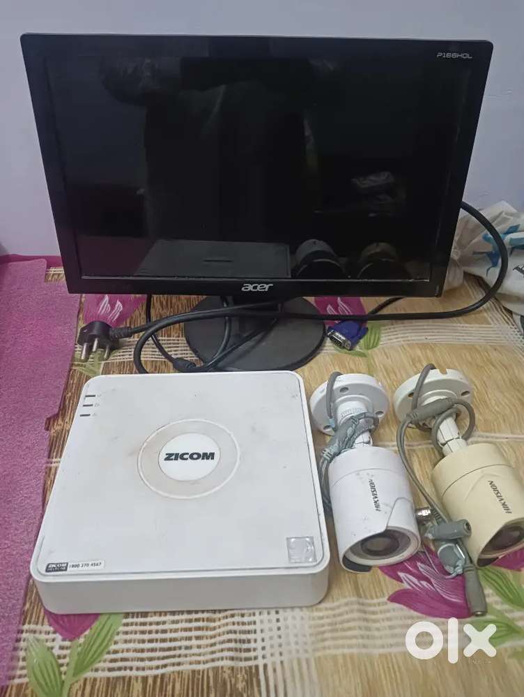 Dvr 4channal zicom by hikvision with 2 bullet cameras with 16LED