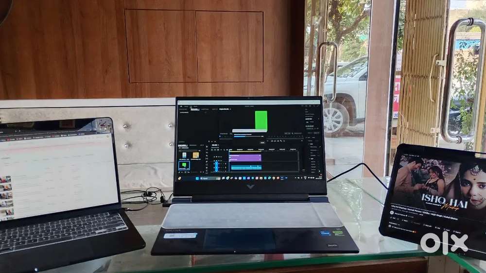 Need a girl for calling in yoga class