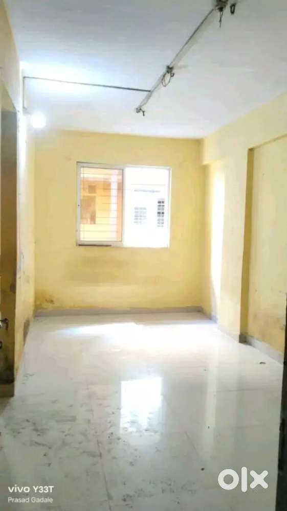 1RK, Saiyog residency, near kaka dhaba , 10 min from Kalyan station