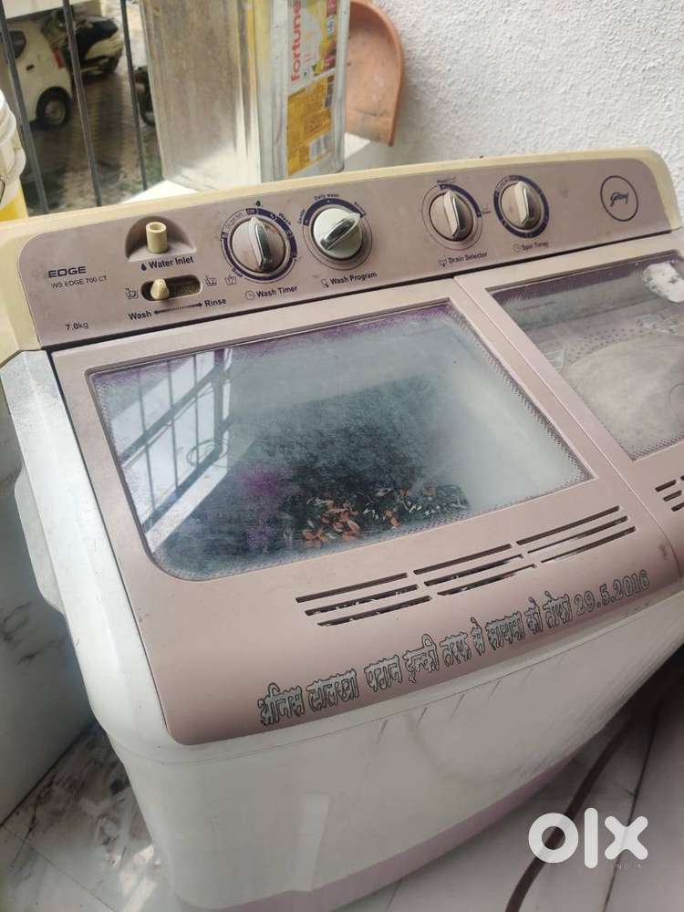 Manual washing machine in good condition