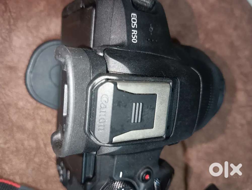 Canon EOS R50