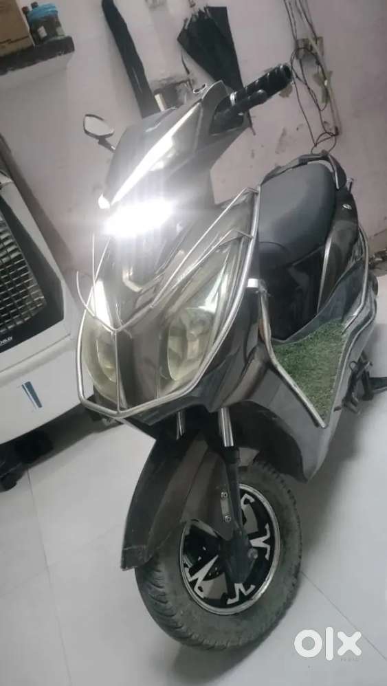 Selling electric scooter