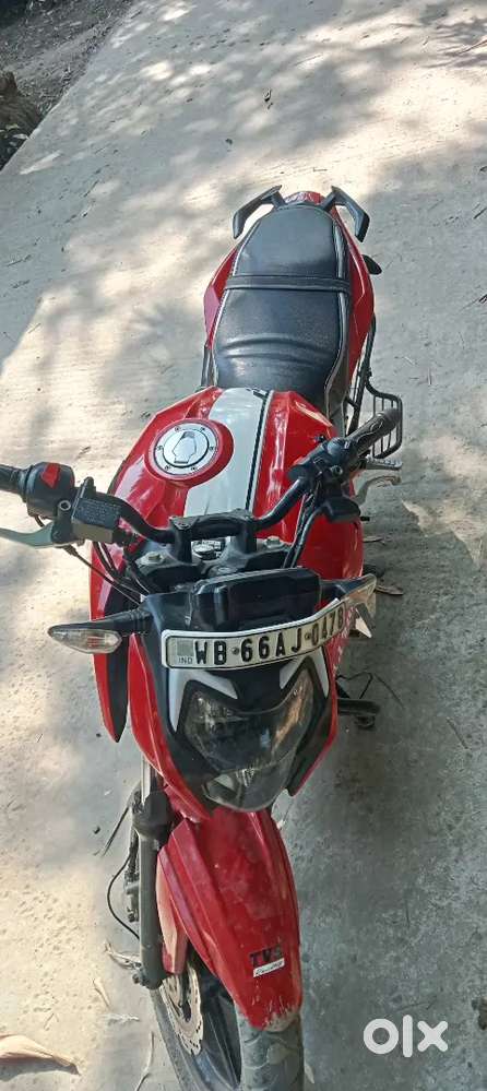 Tvs apache RTR 160 4v