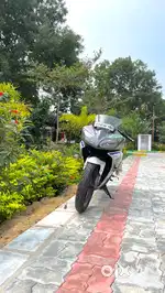 Yamaha r15 v2 special edition excellent condition and awesome look
