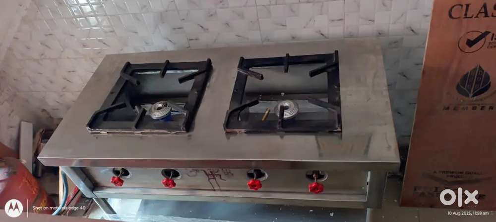 Steel burner and counter not even used for cafe purpose