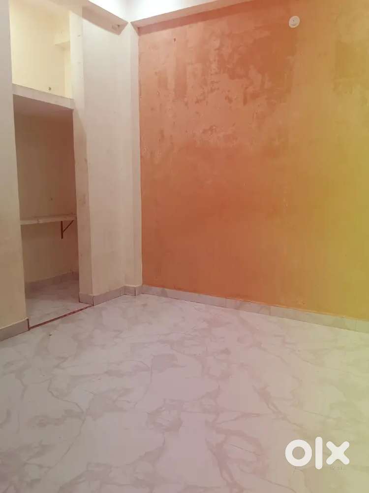 1 BHK flat, 1 big room, bathroom, kitchen