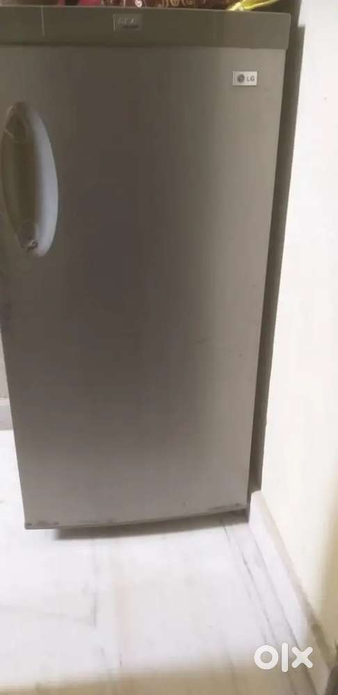 LG Refrigerator 170 liter Single door Running status