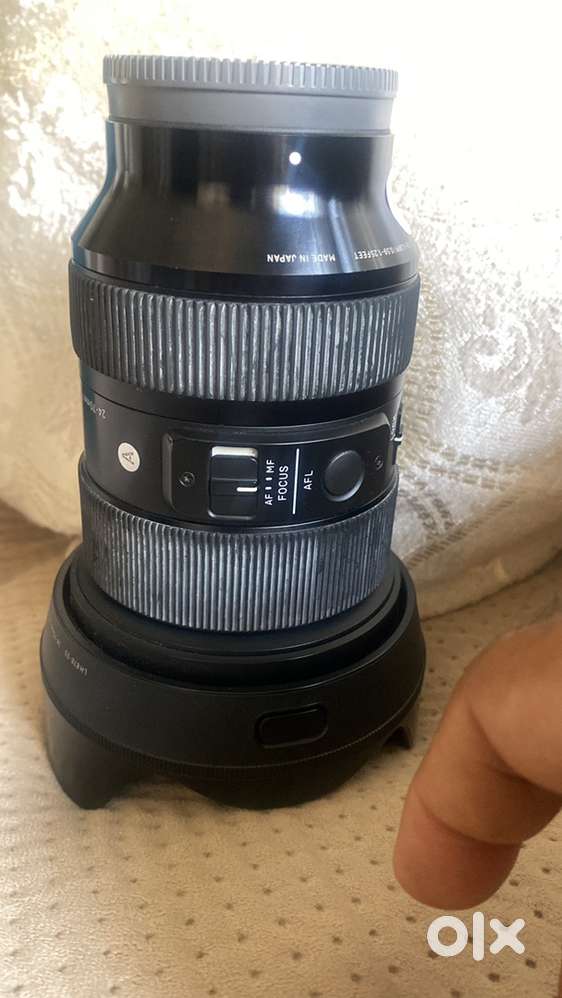 Sigma lens 24 to 70, 2:8 art series with bill