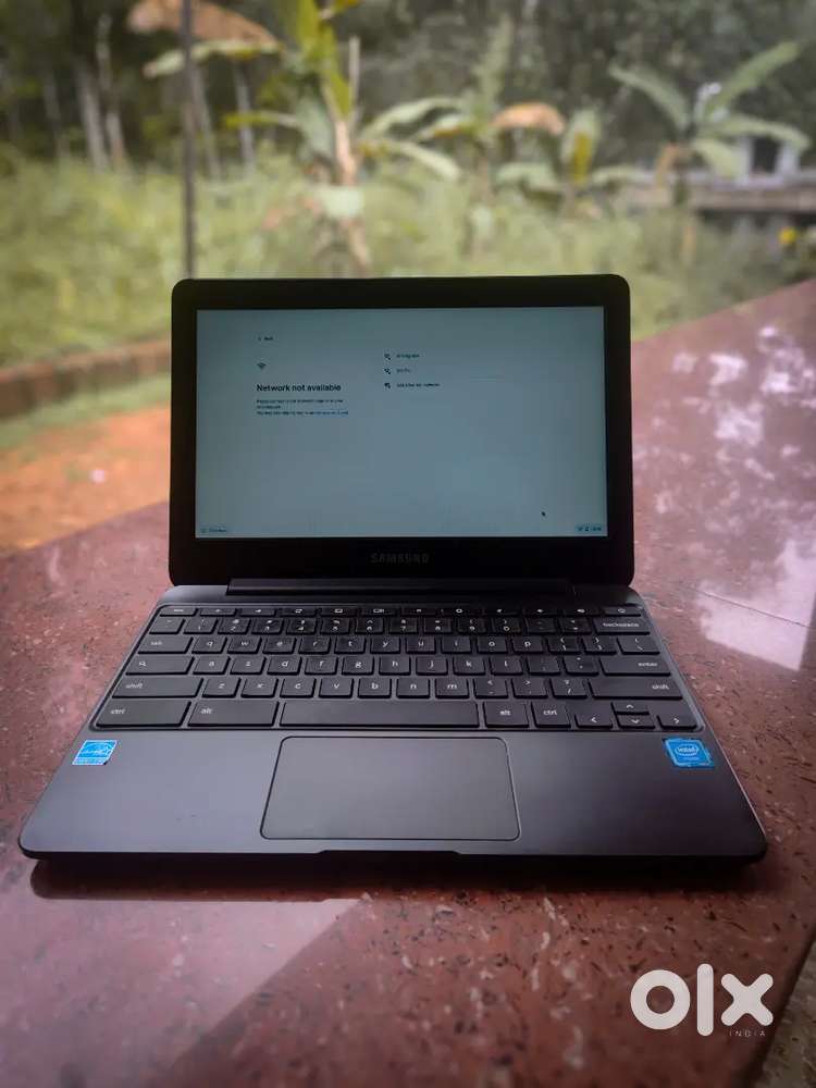 SAMSUNG CHROMEBOOK URGENT SALE