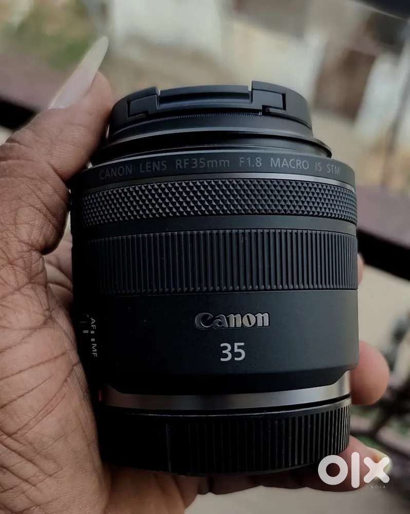 CANON RF 35mm f/1.8 MACRO IS STM LENS UNDER 1year warranty lens pouch
