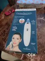 Black and white head removal instrument