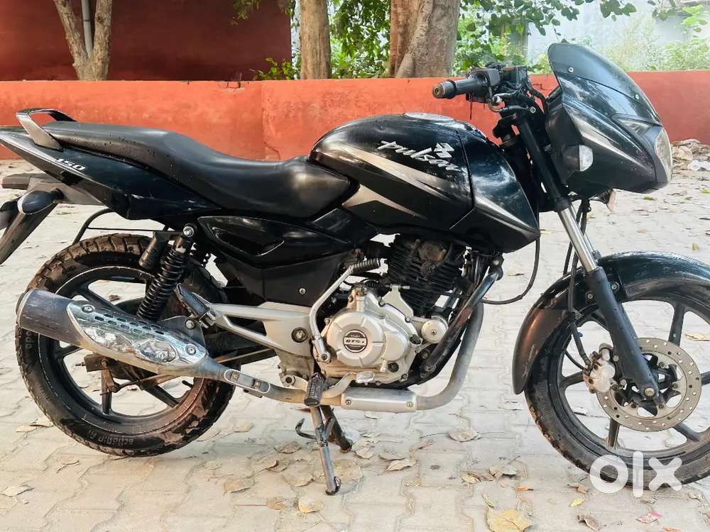 New tyre new battery with warranty *very good condition bike
