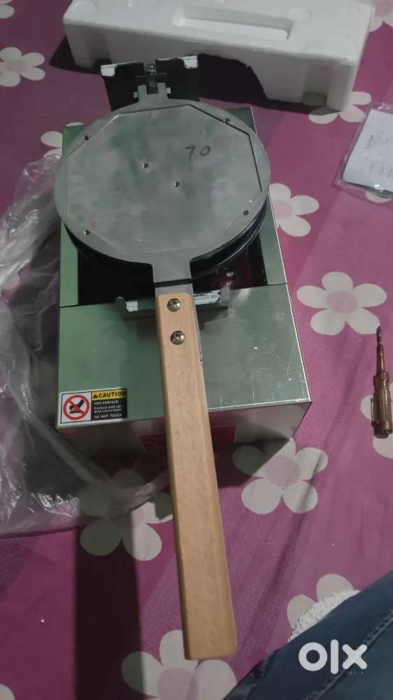 Waffle maker