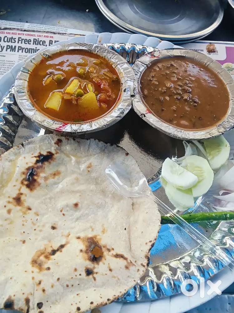 Khane ka kam hai helper ki jarurat hai.