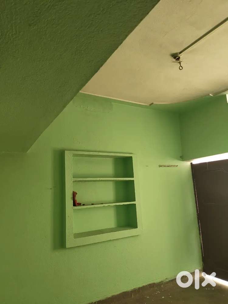 2 bhk flat for rent (family& bachelors)