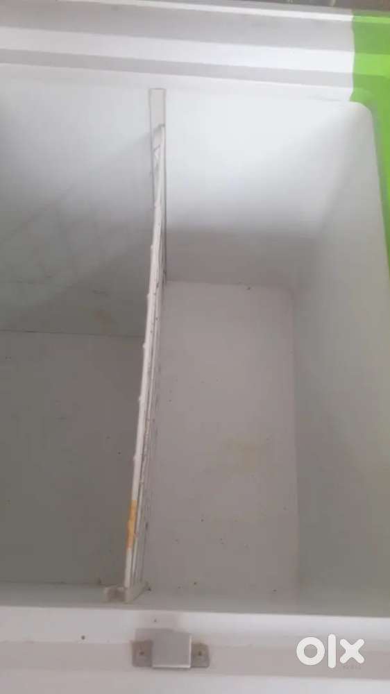 Rockwell 350 ltr freezer brand new only 2 year