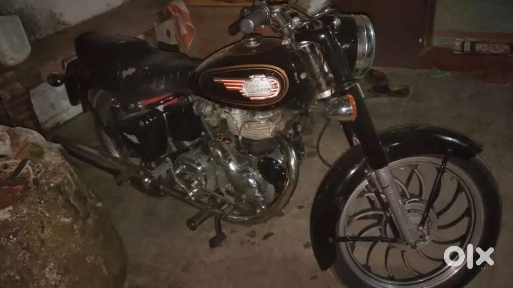 Old but looks completely new royal enfield classic 350