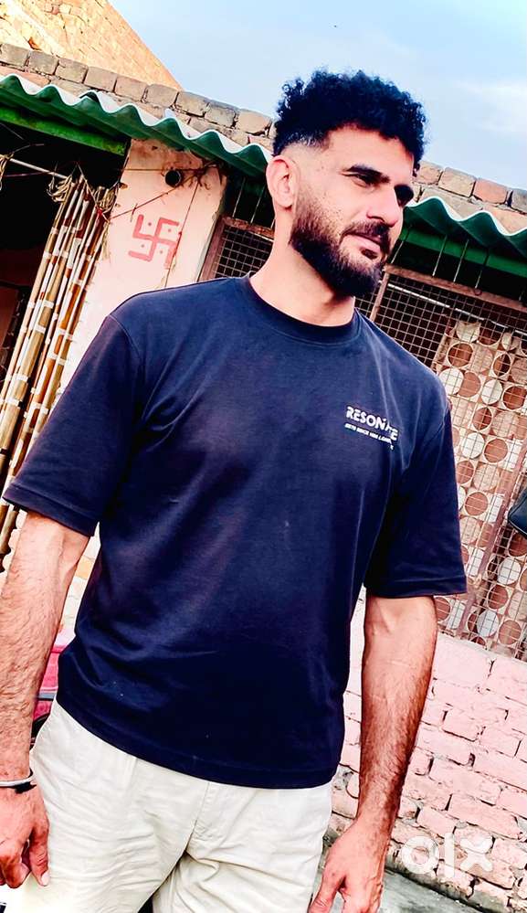 Anybody needs a personal security guard and driver Contact us