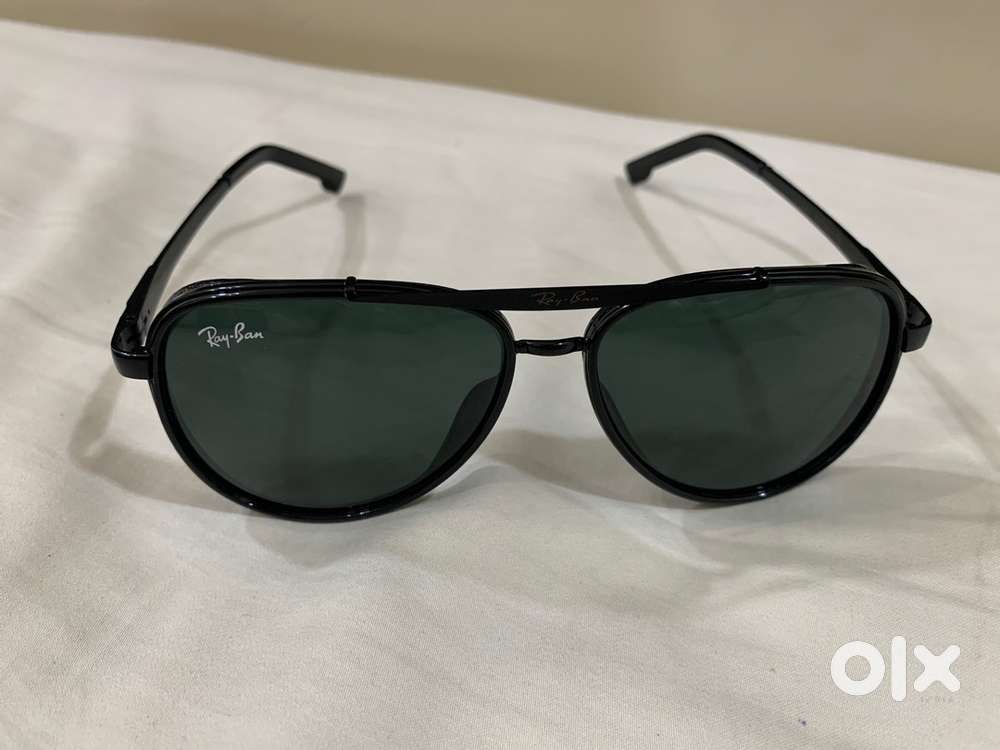 Ray-Ban sunglass