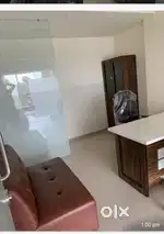 ફૂલ ફર્નિચર ઓફીસ ભાડે થી રાખવા ફોન કરો.