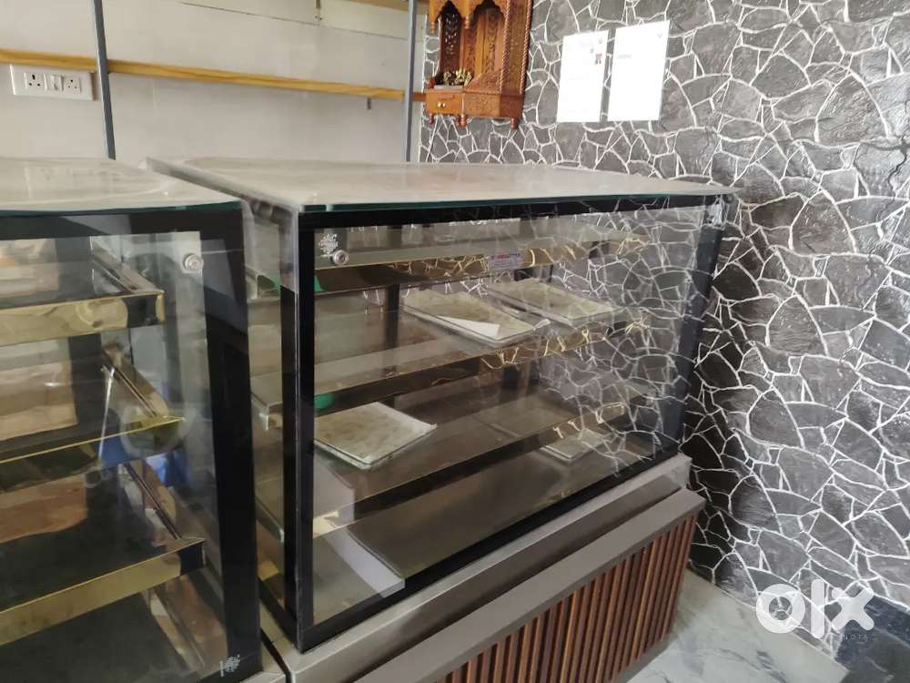 Display counter for Bakery and sweet shop