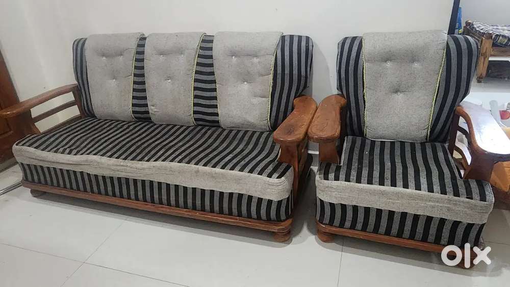 5 Seater Sofa Set