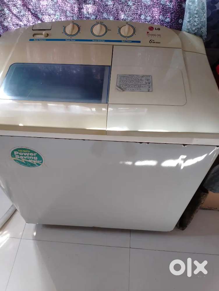 Semi automatic washing machine